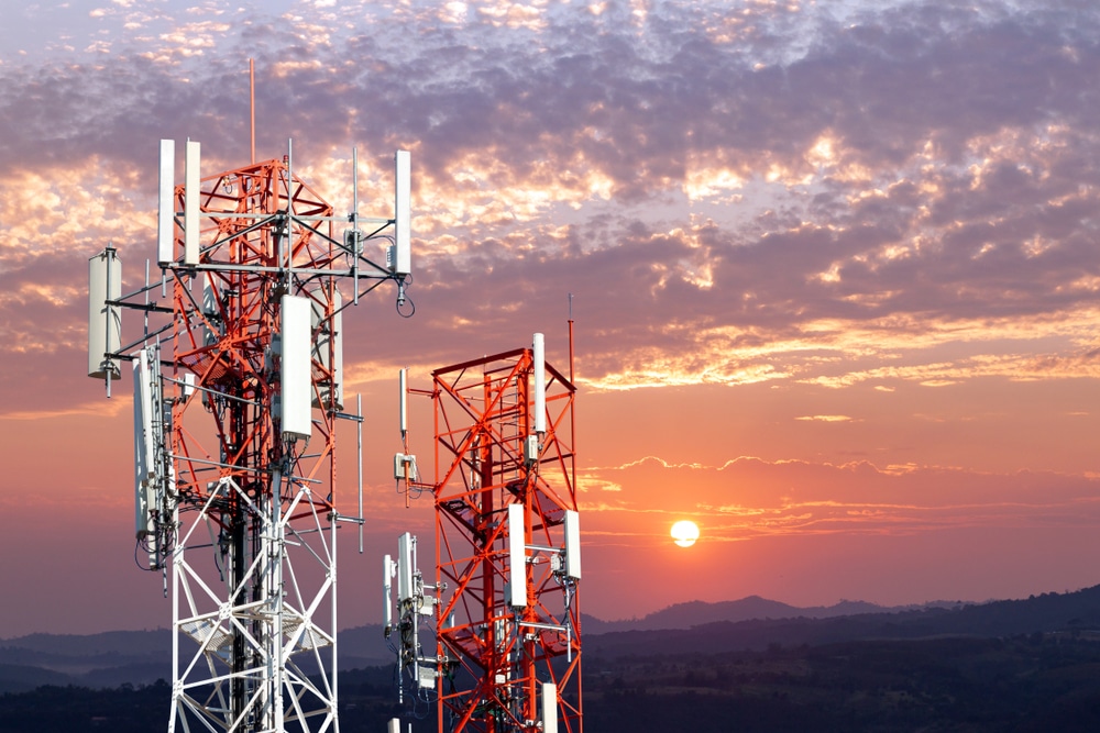 Reasons Telco Cell Towers Use Rugged Battery Storage